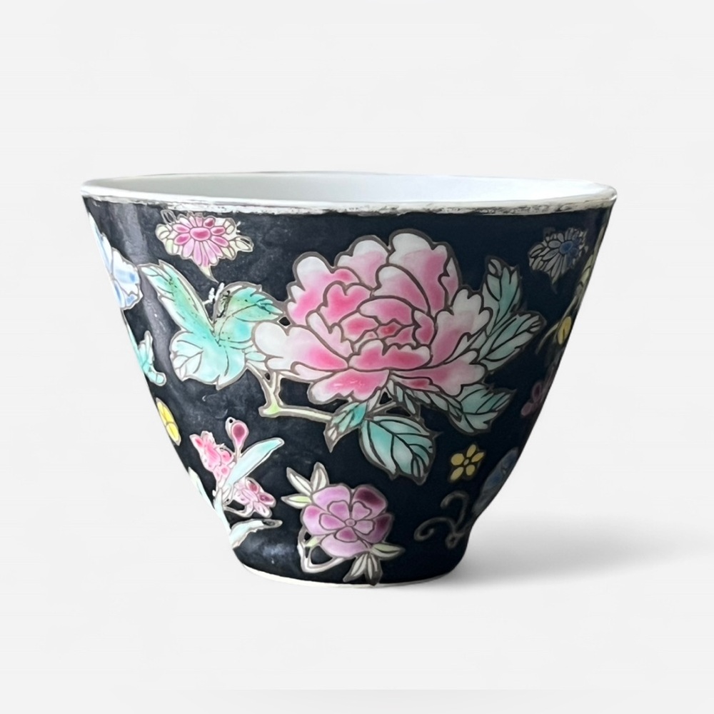 (4) VINTAGE Jingdezhen Chinese Famille Noire Tea Cups - Picture 4 of 8